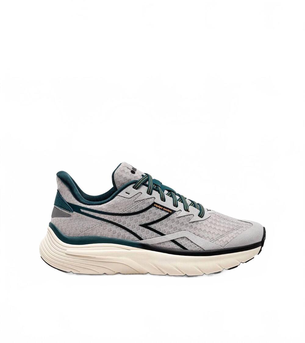 NEW DIADORA men's equipe nucleo sneaker in silver/black